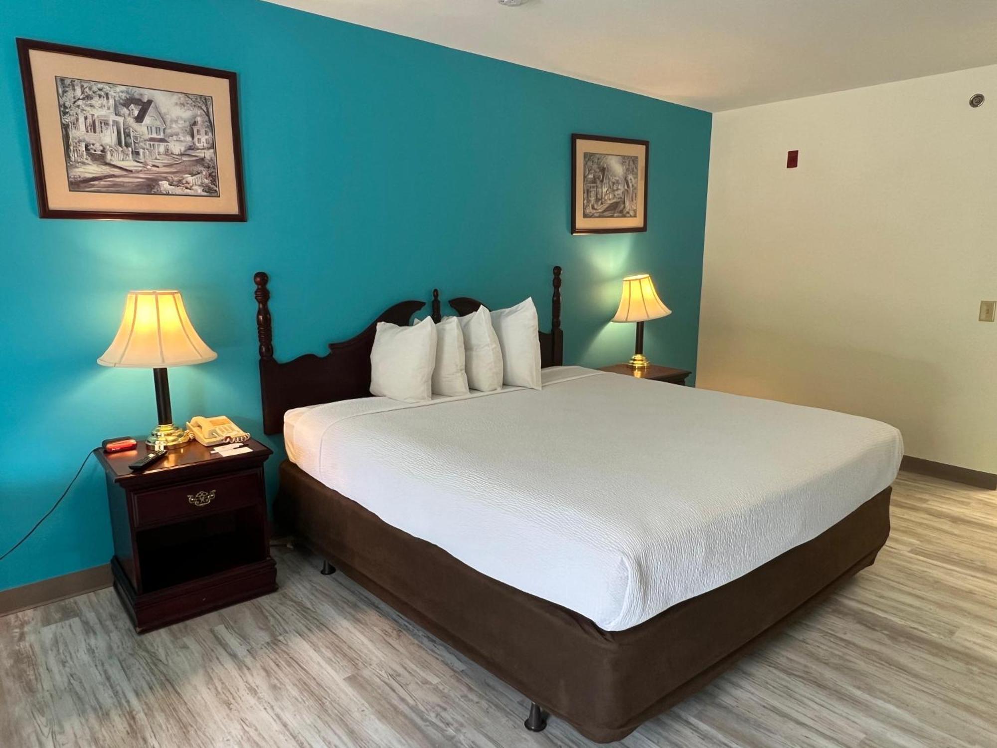 Hilltop Inn & Suites, Near Foxwoods Casino Норт-Стонингтон Экстерьер фото