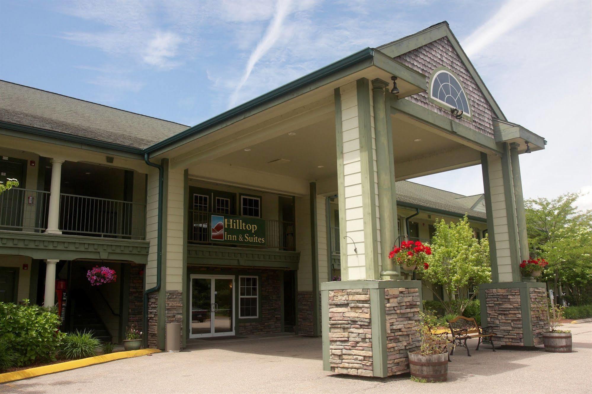 Hilltop Inn & Suites, Near Foxwoods Casino Норт-Стонингтон Экстерьер фото